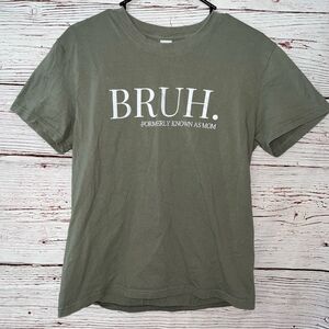 Women’s Short Sleeve Green Graphic T-Shirt